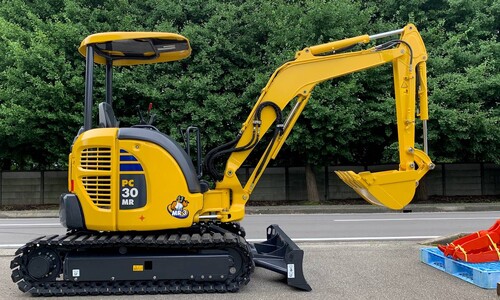 Мини-экскаватор Komatsu PC30MR-1